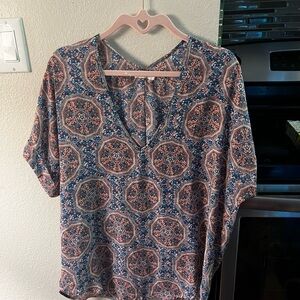 Nordstrom Blue and Pink Graphic Blouse Relaxed Fit